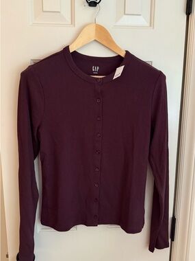 NWT GAP Modern Crewneck Cardigan, Plum, Size L